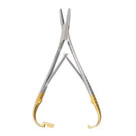 Mathieu Needle Holder 19.1cm w spring handles